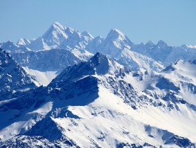 降温达到造雪条件 国家高山滑雪中心“蓄势”迎接新雪季