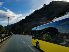 四川多景区开启铁路旅游专线模式